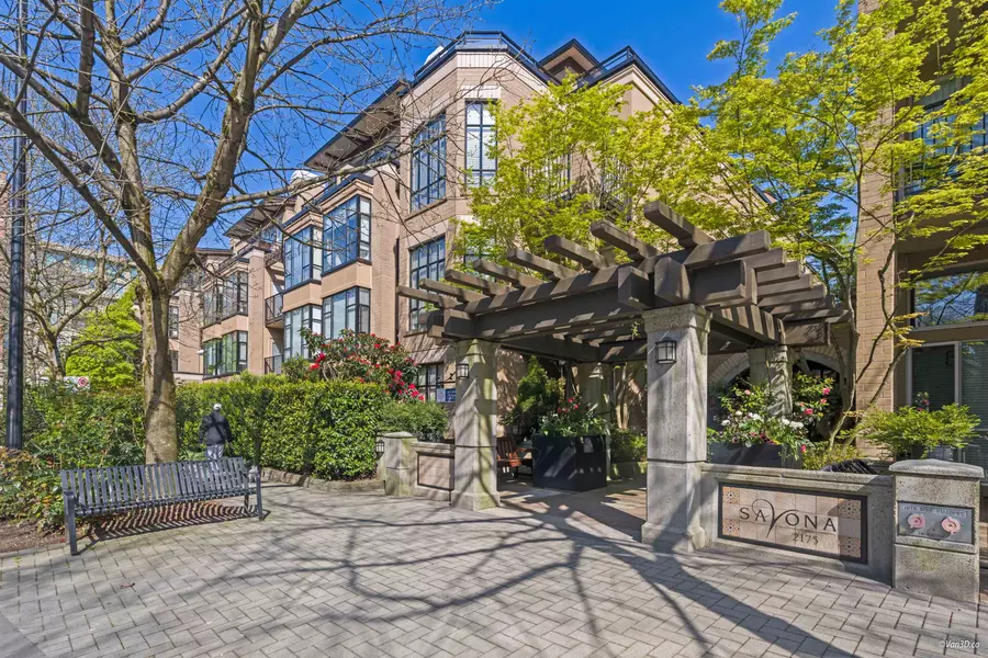 2175 Salal DR #206, Vancouver, BC V6K 4V2