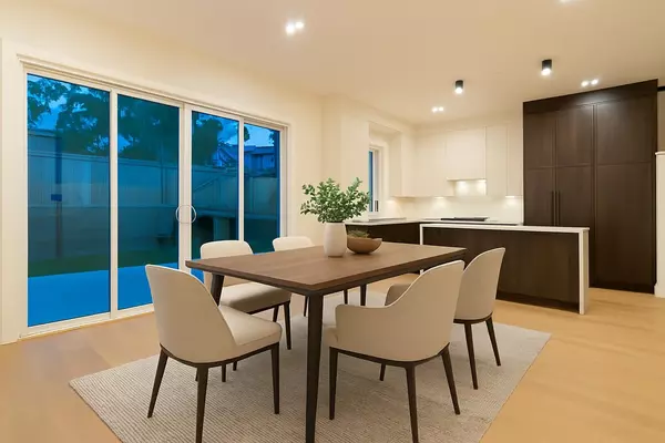 Vancouver, BC V5X 2C1,773 E 61st AVE #2