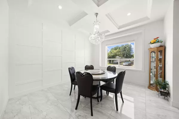 7532 Melville ST #1 Chilliwack, BC V2R 1L7