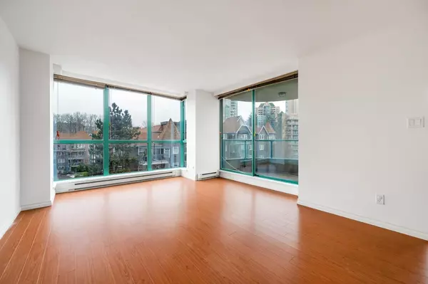Coquitlam, BC V3B 2P8,3071 Glen DR #506