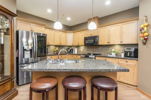 Maple Ridge, BC V2W 0C4,24185 106b AVE #28