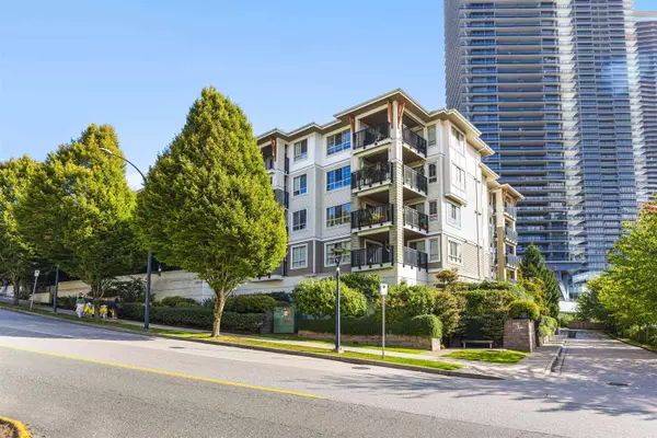 Burnaby, BC V5C 0C8,2088 Beta AVE #419