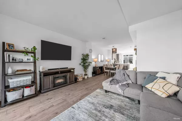 Coquitlam, BC V3B 0R6,1220 Rocklin ST #141