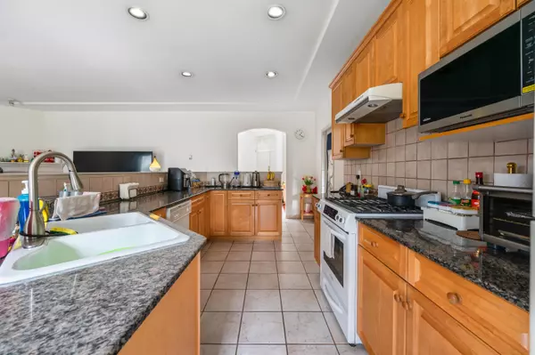 Richmond, BC V7C 5R2,3520 Johnson AVE