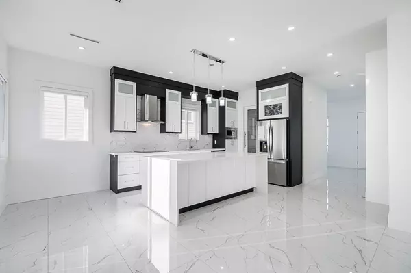 Surrey, BC V3S 3T1,6258 147b ST