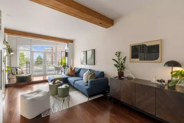Vancouver, BC V6B 1E2,1275 Hamilton ST #408