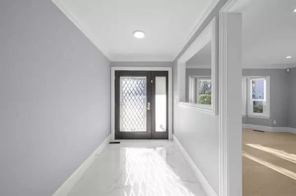 Richmond, BC V7C 4X7,4391 Tiffin CRES