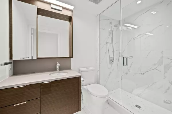 1678 Pullman Porter ST #506 Vancouver, BC V6A 0H4