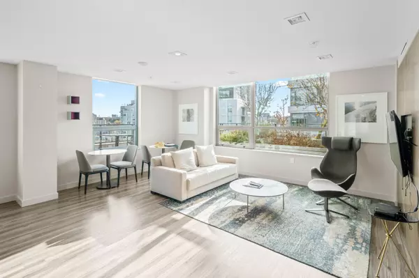 1678 Pullman Porter ST #506 Vancouver, BC V6A 0H4