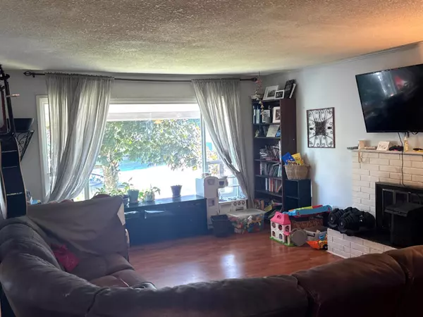 Mission, BC V2V 1N2,32915 3rd AVE