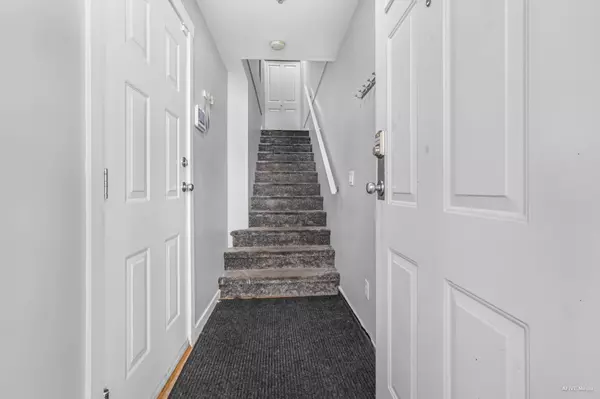 Surrey, BC V3W 1X1,12711 64 AVE #111