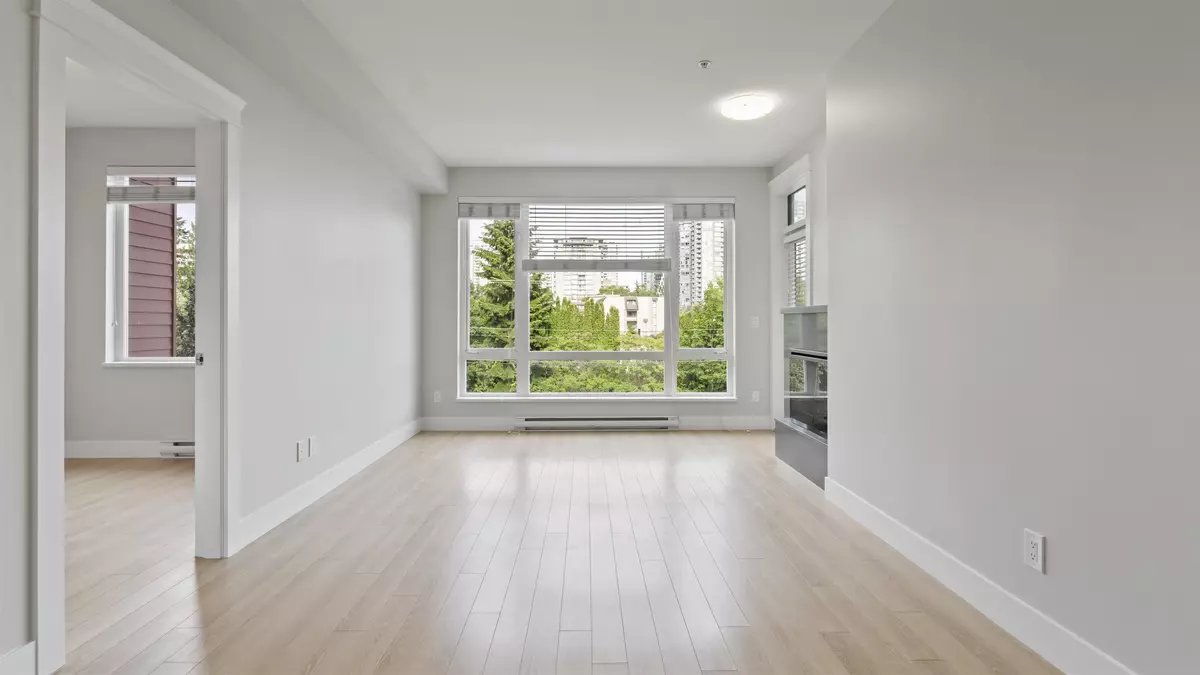 Coquitlam, BC V3B 0H7,1188 Johnson ST #303