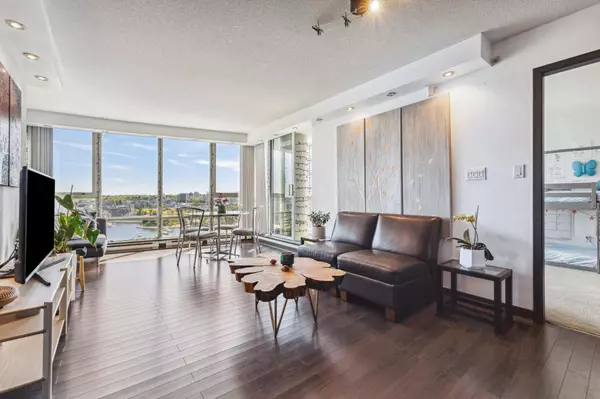 Vancouver, BC V6Z 3A9,1408 Strathmore Mews #2201