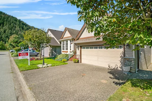 Harrison Hot Springs, BC V0M 1K0,349 Walnut AVE #8