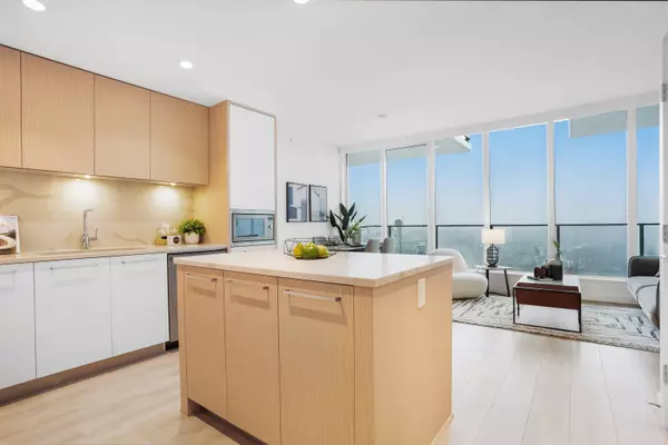 Coquitlam, BC V3J 0K7,567 Clarke RD #3607