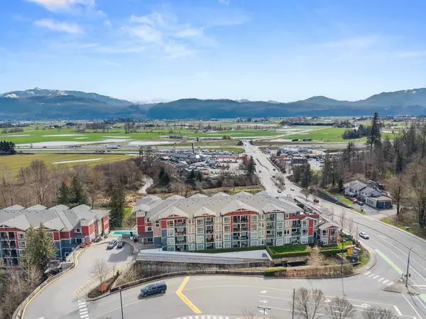 2242 Whatcom RD #210, Abbotsford, BC V3G 0G3