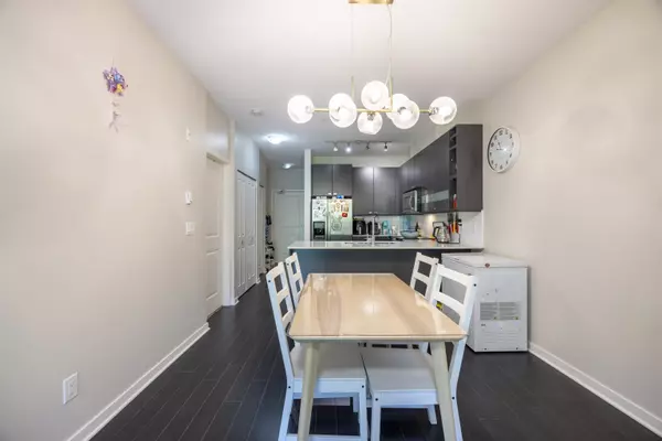 Langley, BC V3A 0G4,5655 210a ST #222