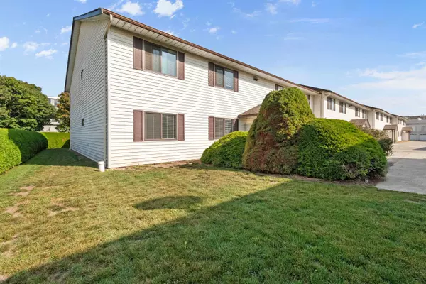 Chilliwack, BC V2R 2R9,7455 Huron ST #15