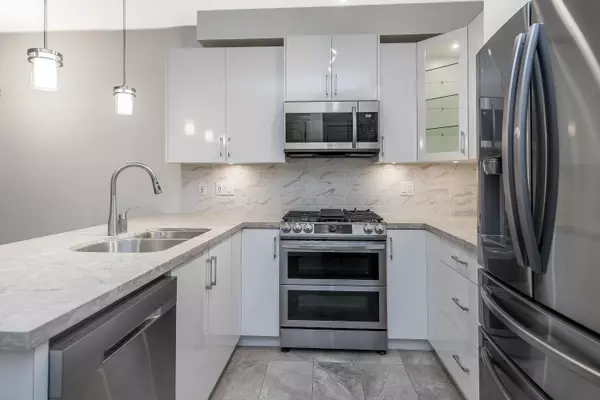Langley, BC V2Y 0Y8,8538 203a ST #410