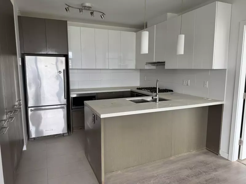 3080 Lincoln AVE #3707, Coquitlam, BC V3B 0L9