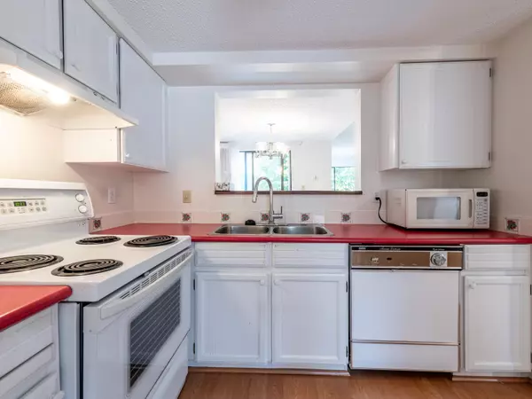 Burnaby, BC V5G 4E6,4245 Birchwood CRES