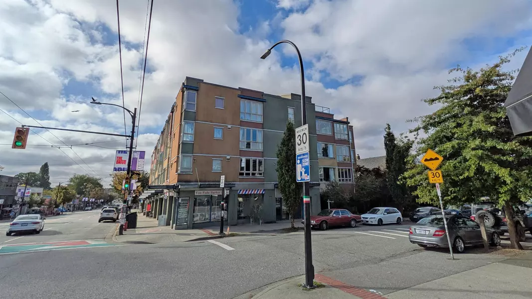 1688 E 4th AVE #408, Vancouver, BC V5N 1J8