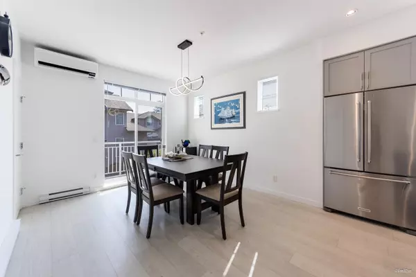 Port Coquitlam, BC V3C 0G6,2560 Pitt River RD #8