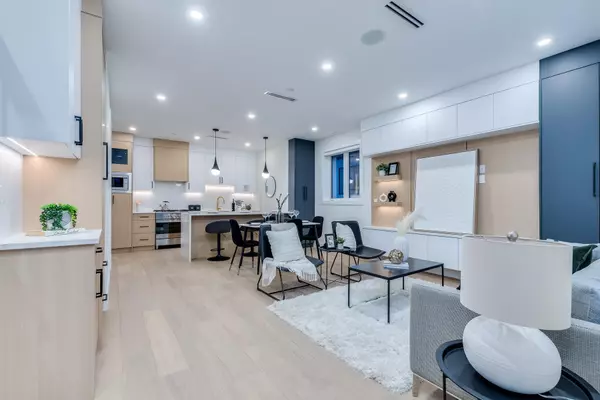 Vancouver, BC V5R 3P1,5461 Rhodes ST #1