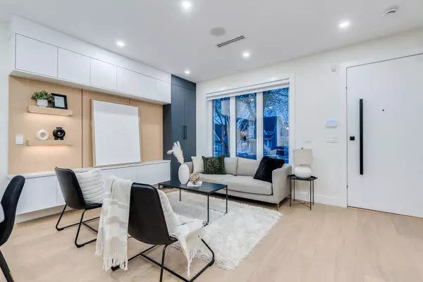 Vancouver, BC V5R 3P1,5461 Rhodes ST #1