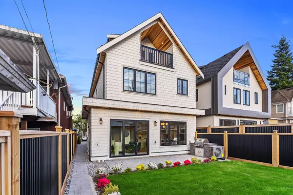 4763 Commercial ST #2, Vancouver, BC V5N 4G8