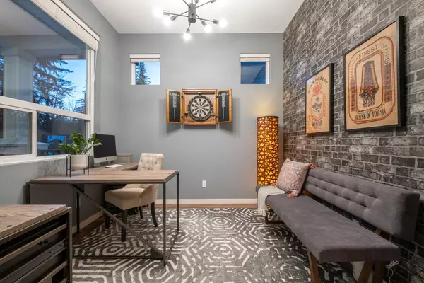 Maple Ridge, BC V4R 2S1,24095 Fern CRES