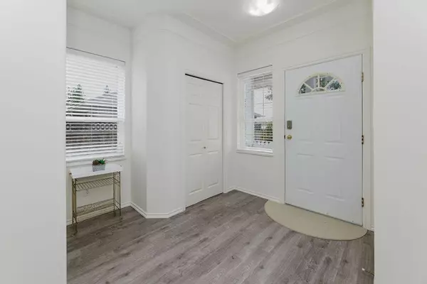 Sechelt, BC V7Z 0M6,6307 Homestead AVE