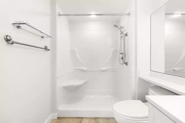 Vancouver, BC V6K 4W2,2799 Yew ST #715