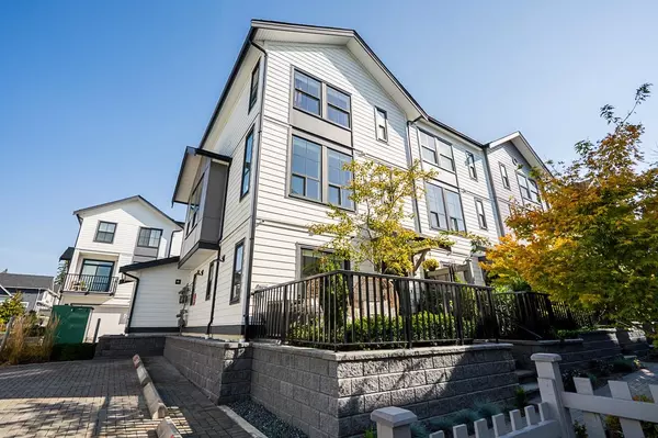 Surrey, BC V3Z 1H7,16565 24a AVE #15