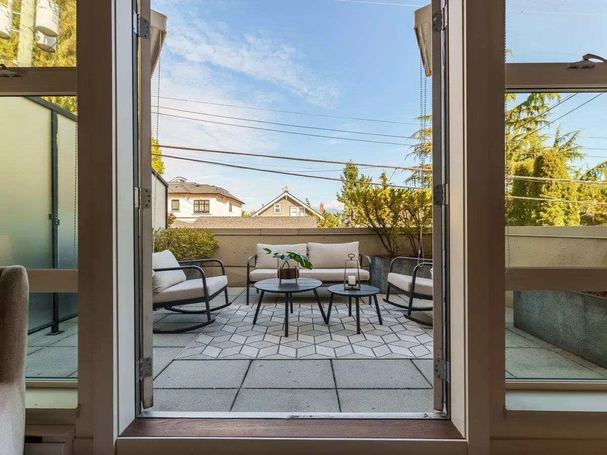 Vancouver, BC V6R 2H8,4463 W 10th AVE #103