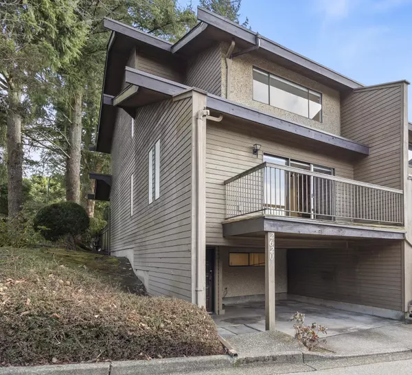 2620 Moorcroft CT, Burnaby, BC V5B 4R2