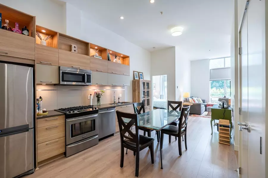 9150 University High ST #6, Burnaby, BC V5A 0C5