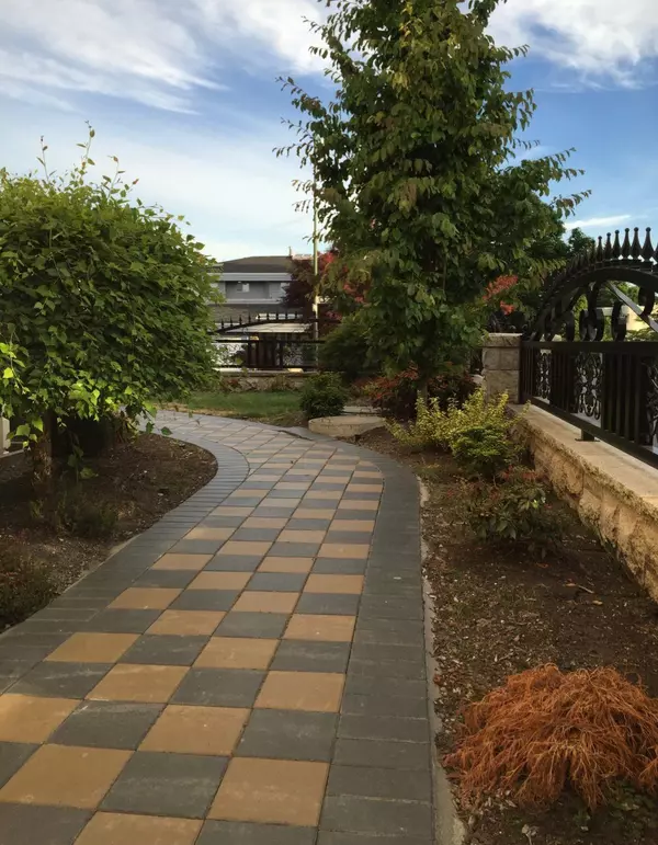 Vancouver, BC V6P 1B1,1291 W 50th AVE