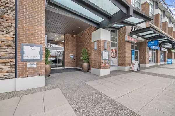 White Rock, BC V4B 0A2,1473 Johnston RD #905