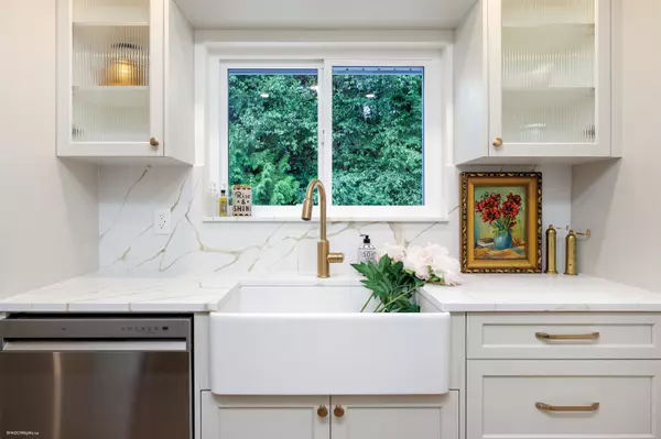 Delta, BC V4M 3C4,60 53a ST