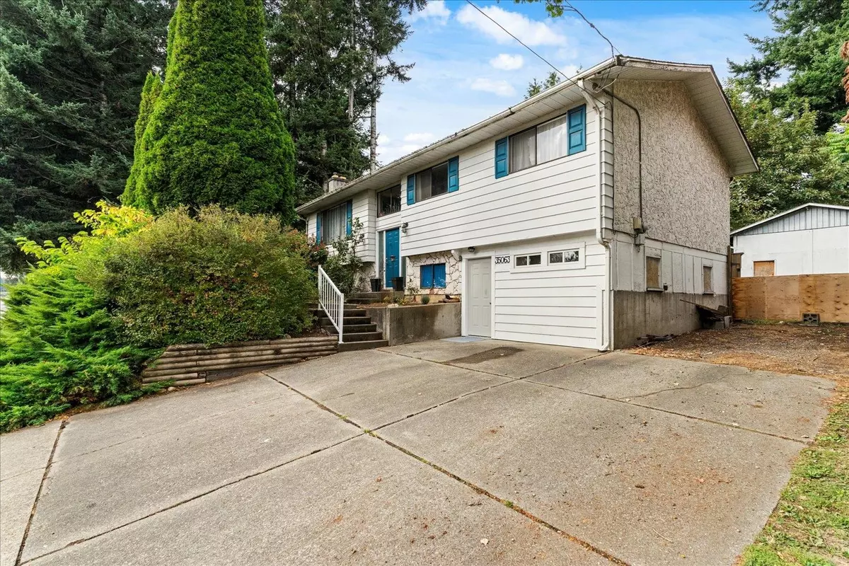 Abbotsford, BC V3G 2E3,35063 Delair RD