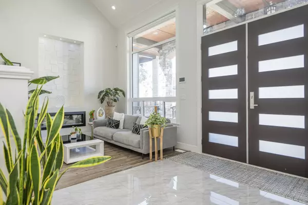 Surrey, BC V3X 0G7,5876 139a ST