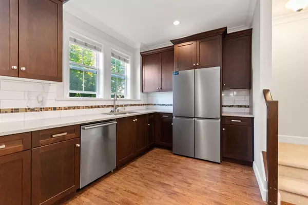 Chilliwack, BC V2R 0S6,45290 Soowahlie CRES #17