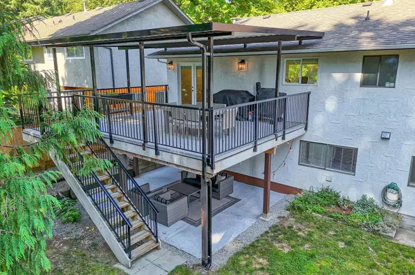 Port Coquitlam, BC V3B 4B1,3848 Clematis CRES