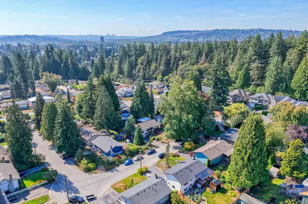 Port Coquitlam, BC V3B 4B1,3848 Clematis CRES