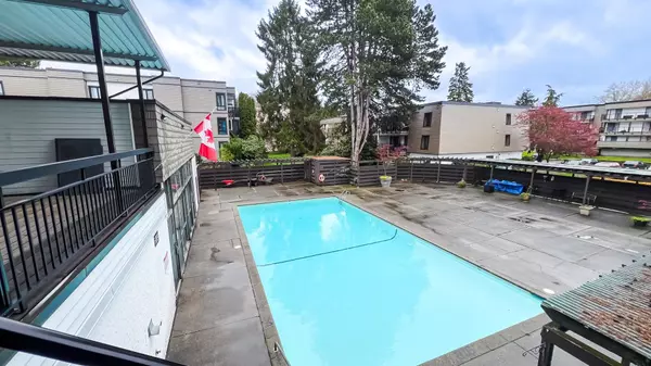 Richmond, BC V7C 4C2,8860 No. 1 RD #225