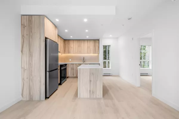 North Vancouver, BC V7G 0B2,3596 Malsum DR #408