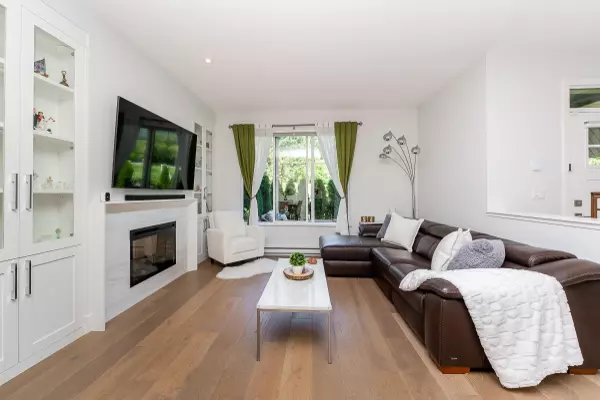 Coquitlam, BC V3E 0M9,3306 Princeton AVE #55