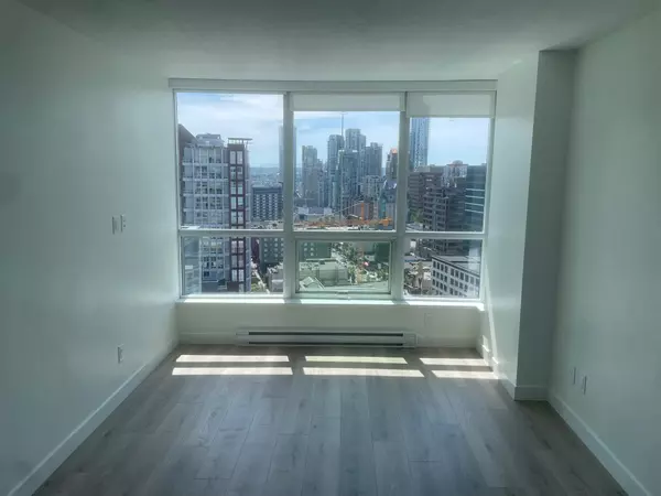 Vancouver, BC V6B 0G4,833 Seymour ST #1807