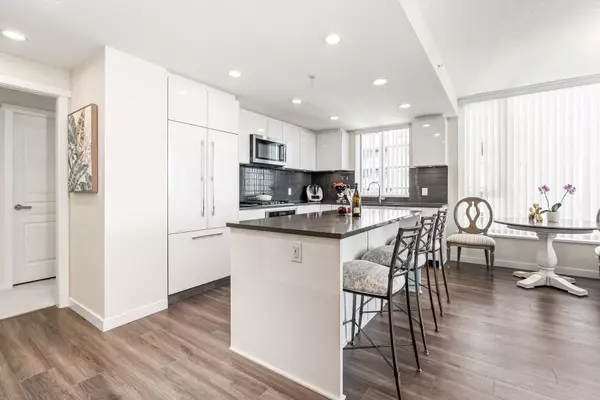 Coquitlam, BC V3B 0P3,3100 Windsor Gate #2401